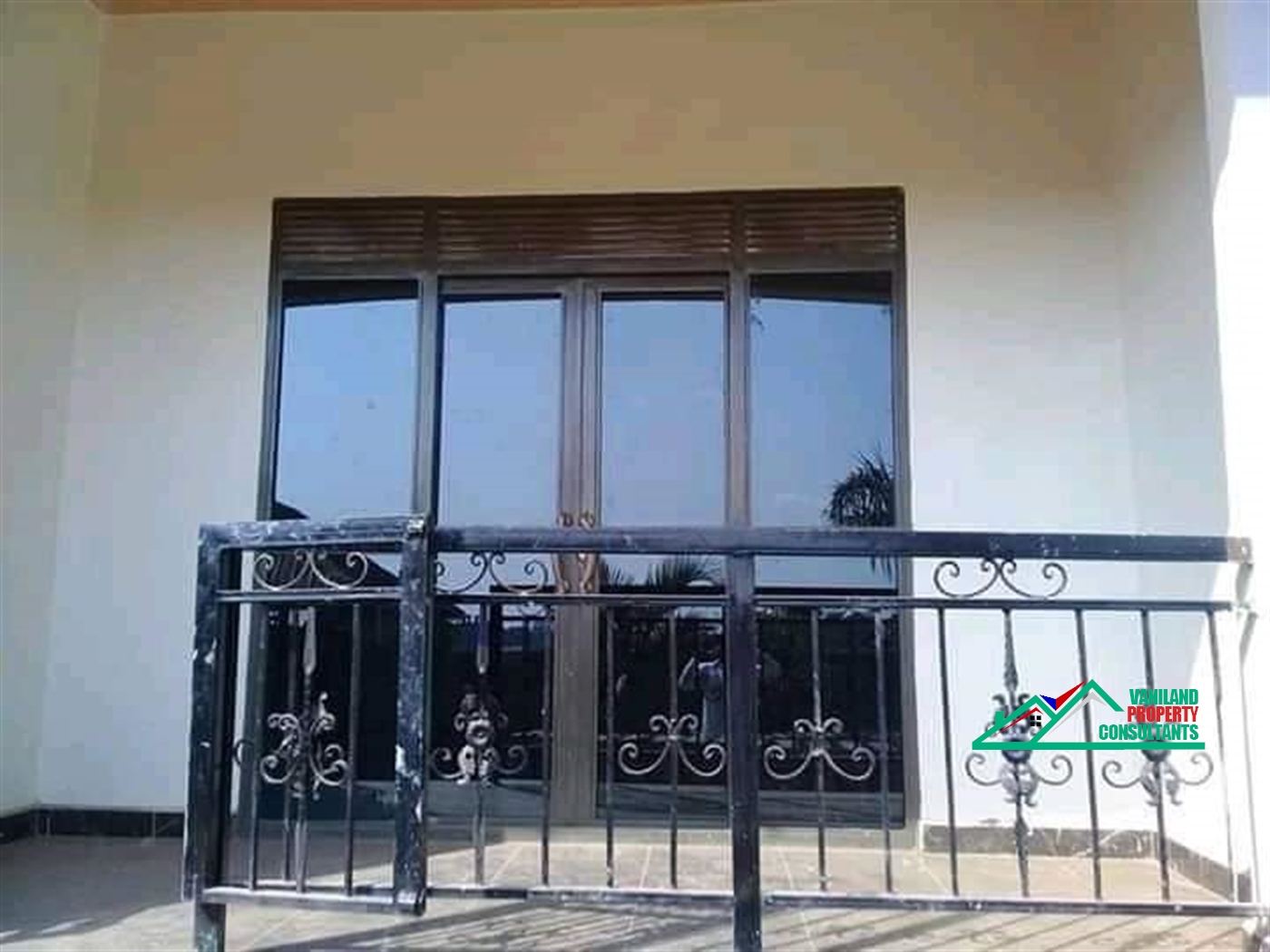 Semi Detached for rent in Mpererwe Kampala