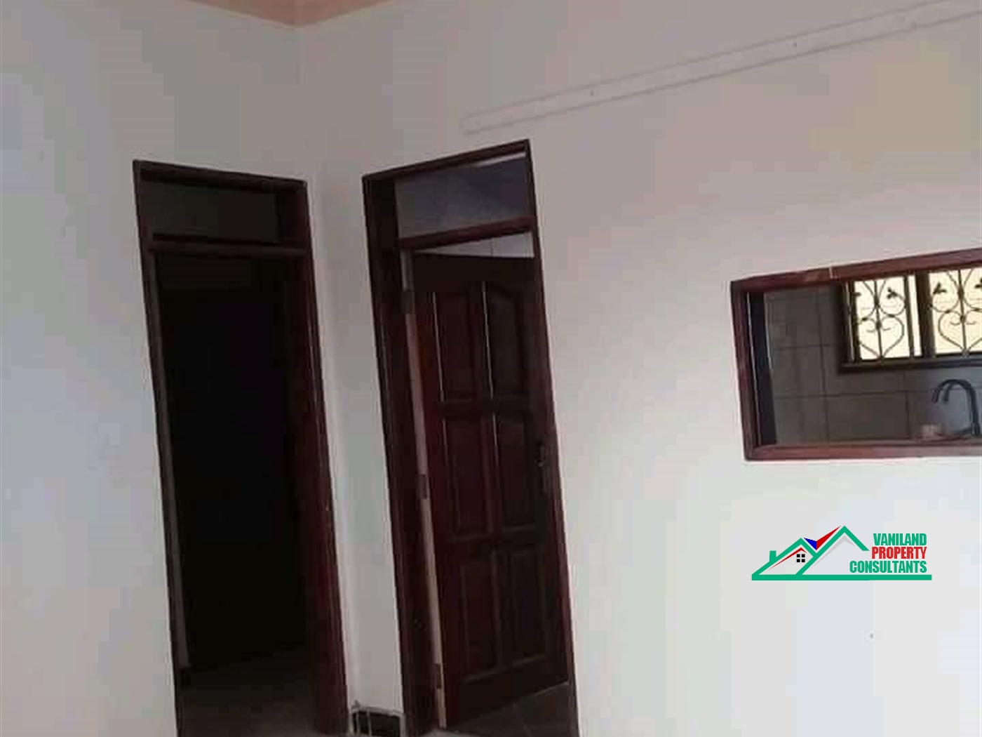 Semi Detached for rent in Mpererwe Kampala