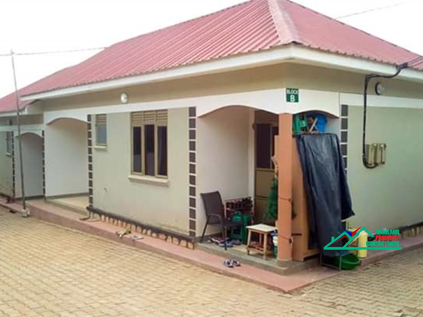 Semi Detached for rent in Bweyogerere Wakiso