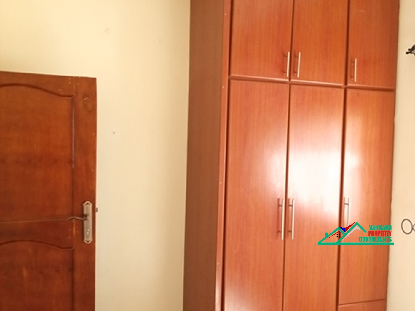 Bungalow for rent in Kira Wakiso