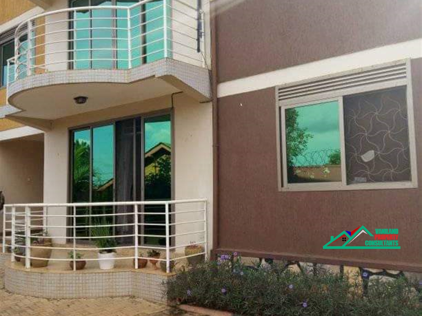 Apartment for rent in Kiwaatule Kampala