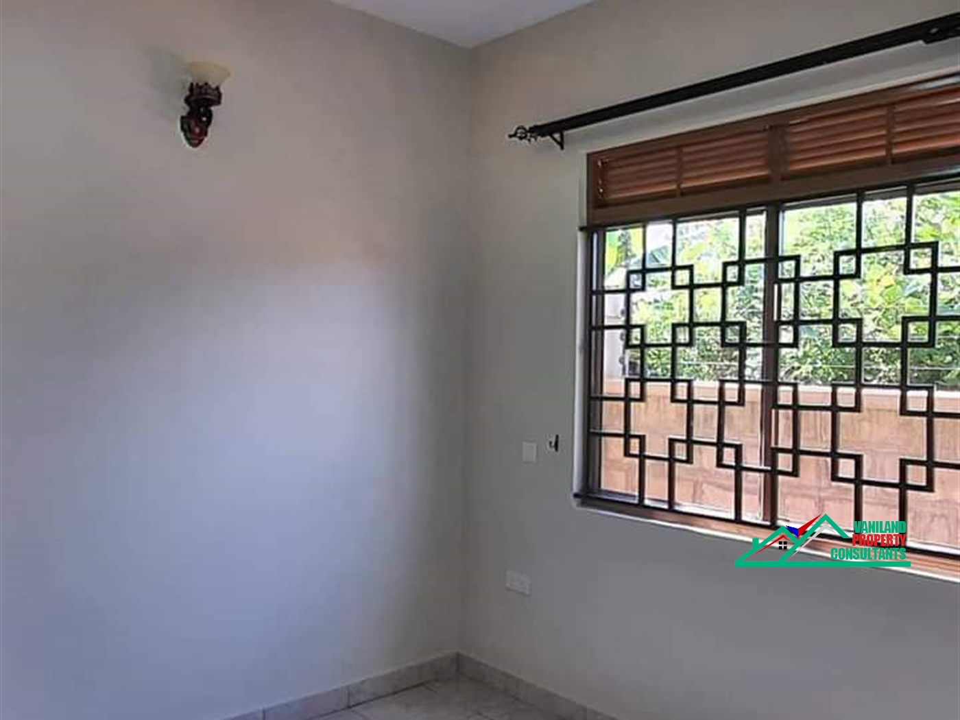 Semi Detached for rent in Kyanja Kampala