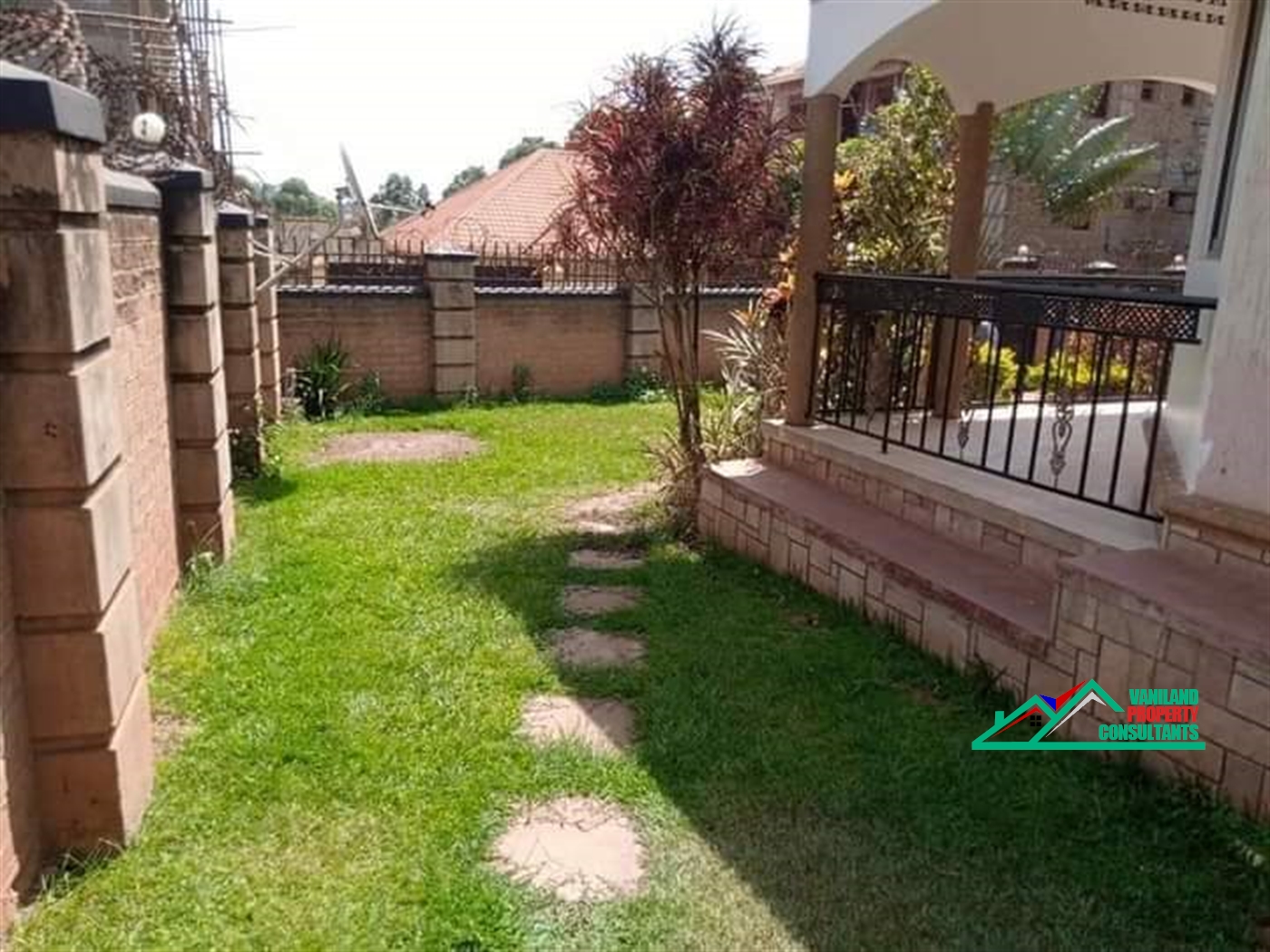 Bungalow for sale in Kira Wakiso