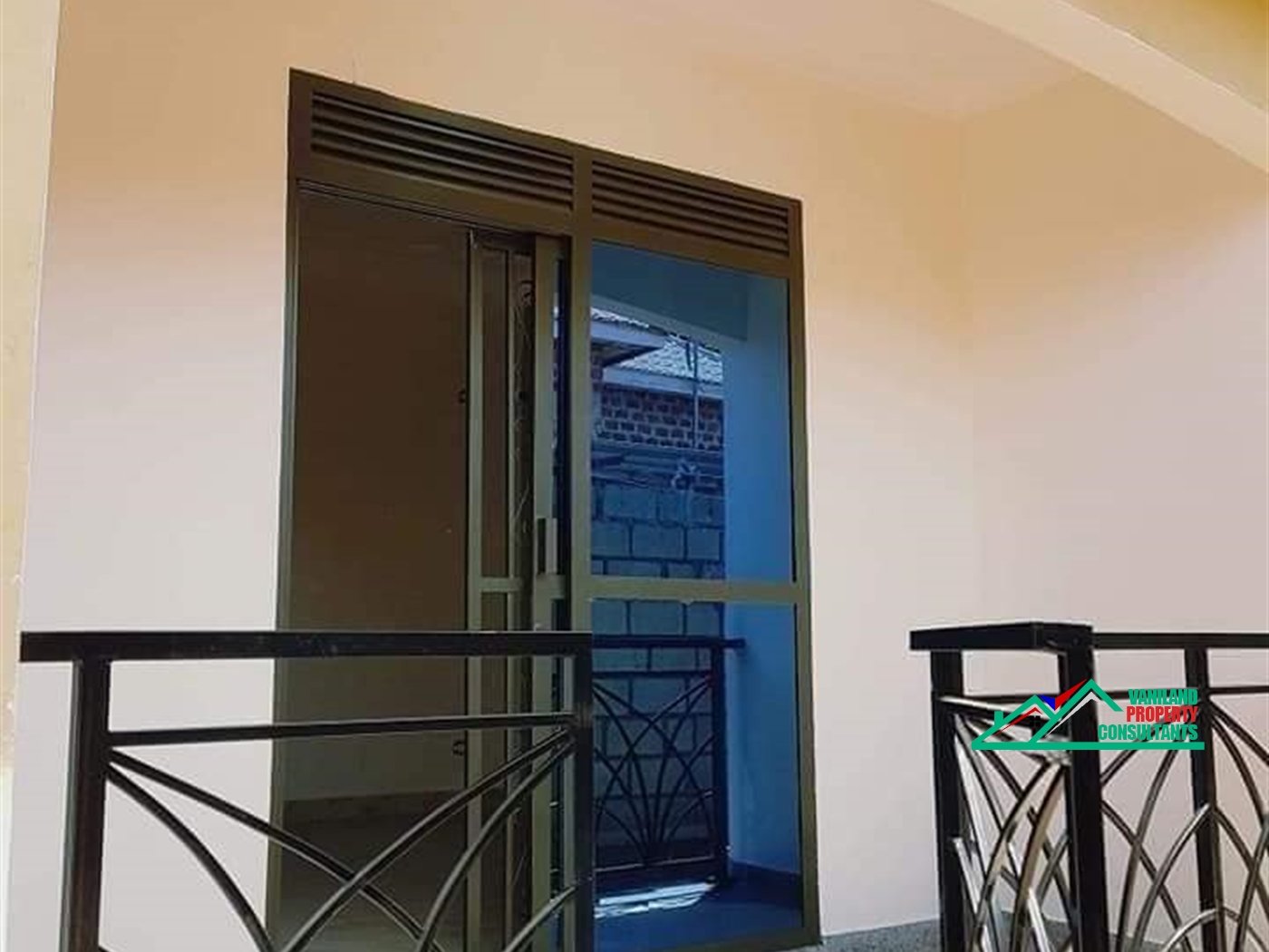 Semi Detached for rent in Nakasanja Kampala