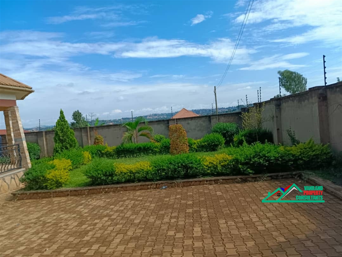 Bungalow for sale in Gayaza Wakiso