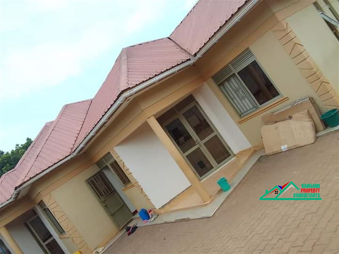 Semi Detached for rent in Bweyogerere Wakiso