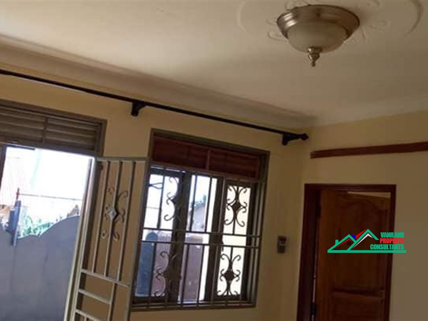 Semi Detached for rent in Bweyogerere Wakiso