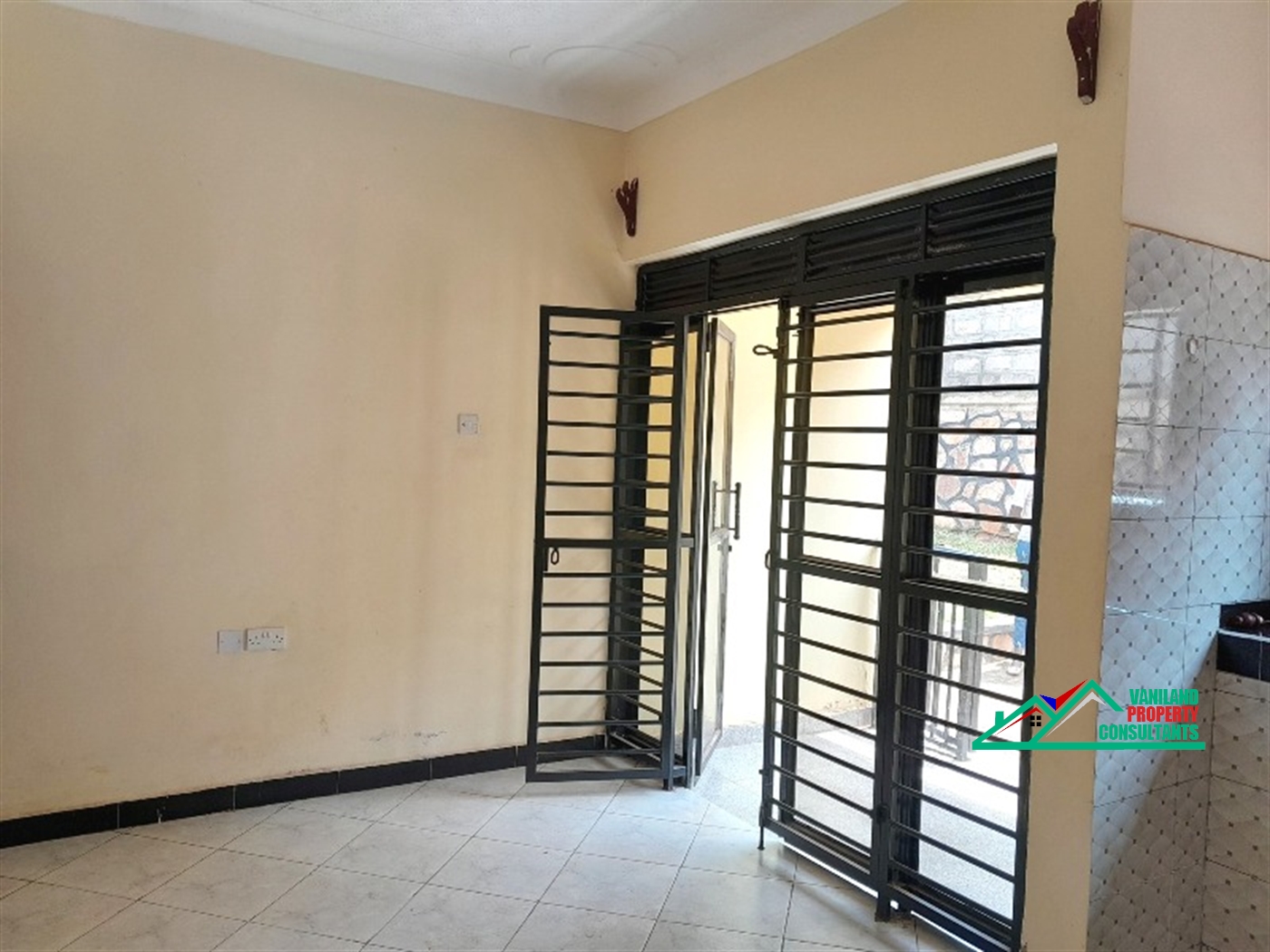 Semi Detached for rent in Kira Wakiso