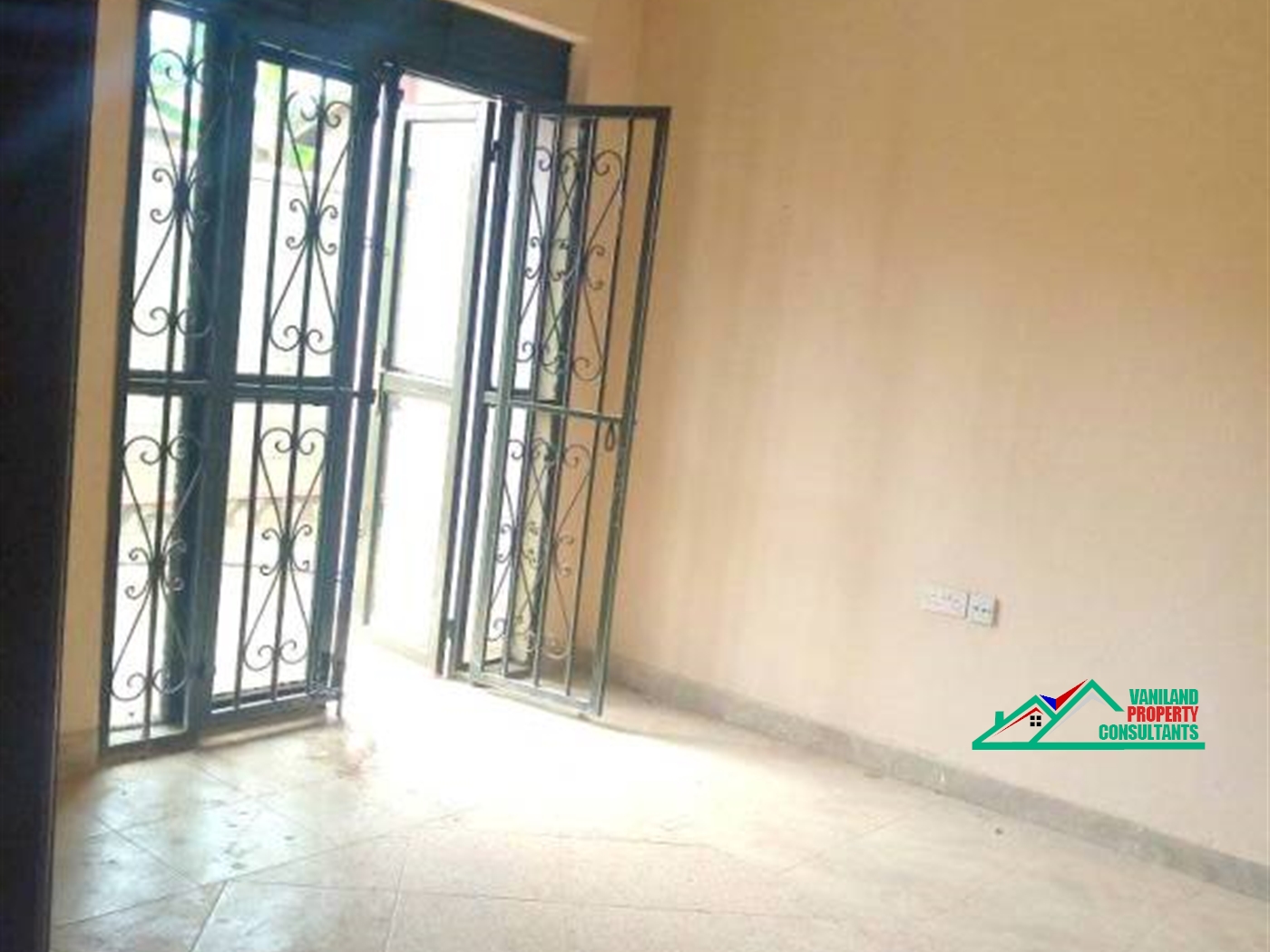 Semi Detached for rent in Mpererwe Kampala