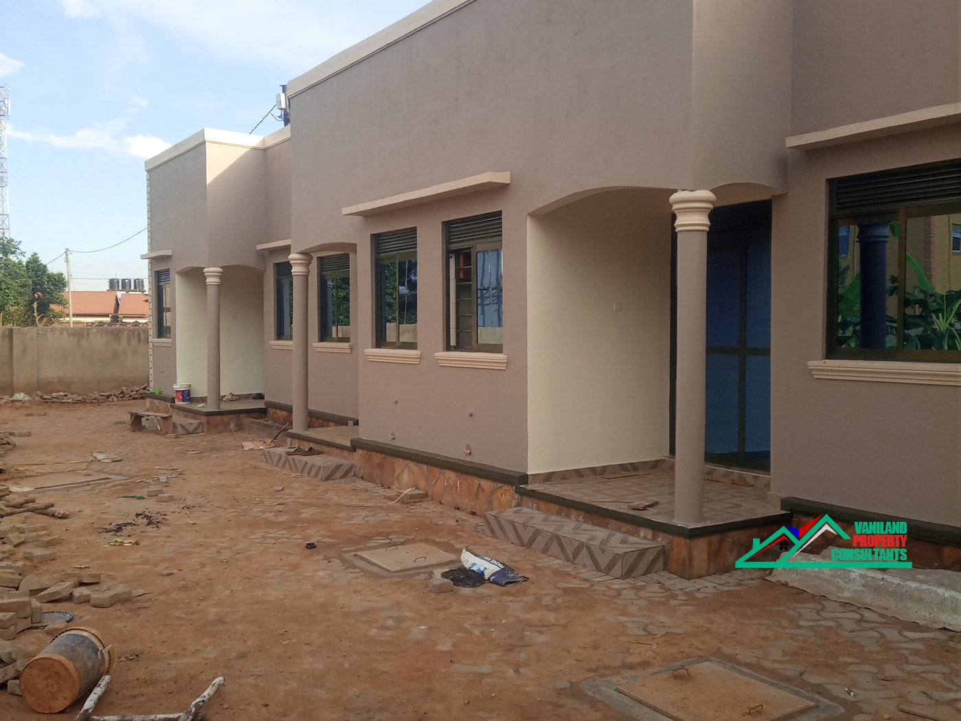 Semi Detached for rent in Mpererwe Kampala