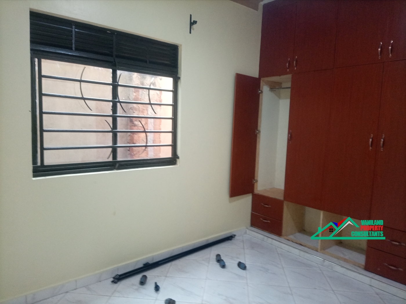 Semi Detached for rent in Mpererwe Kampala