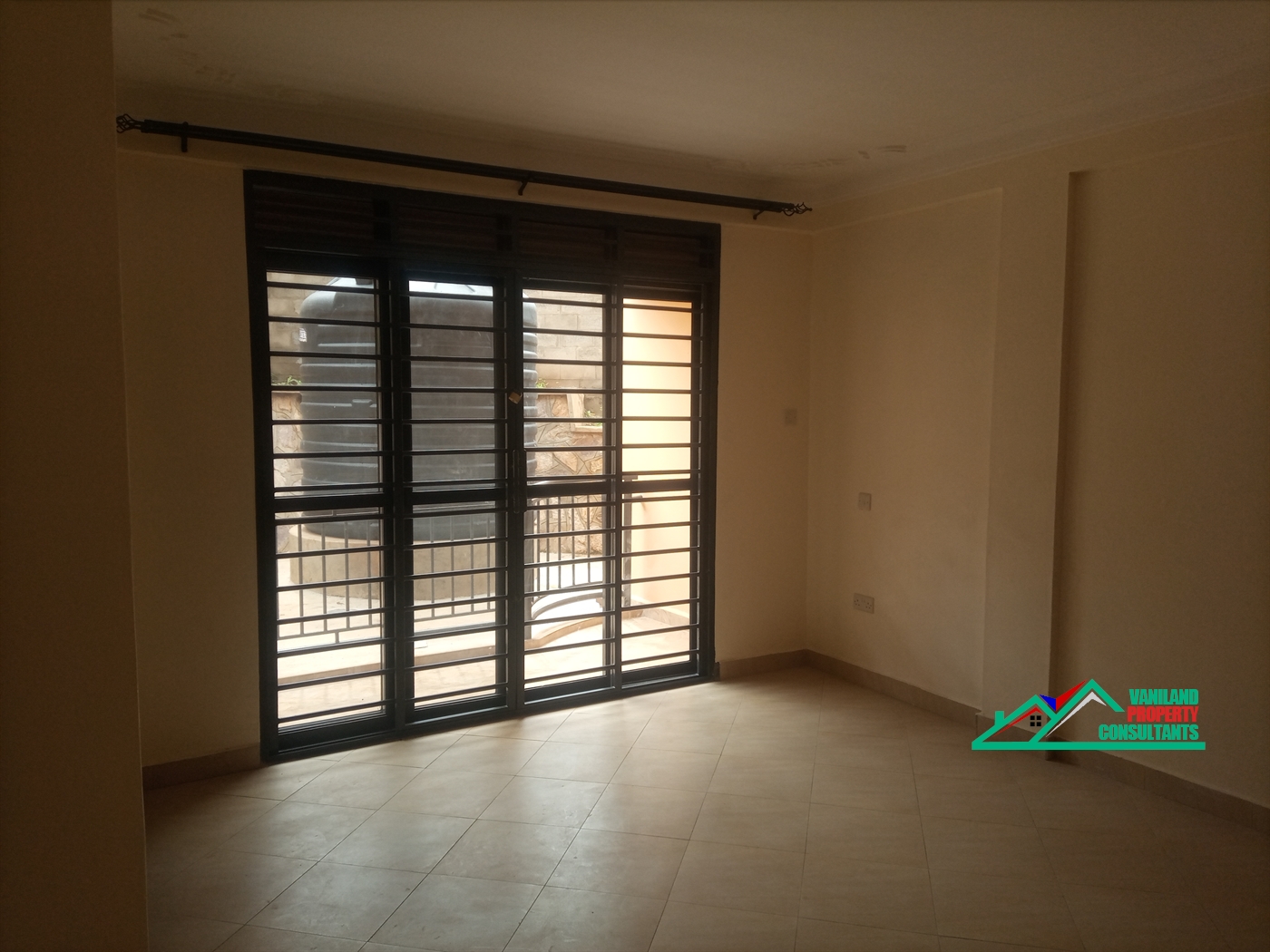 Semi Detached for rent in Mpererwe Kampala