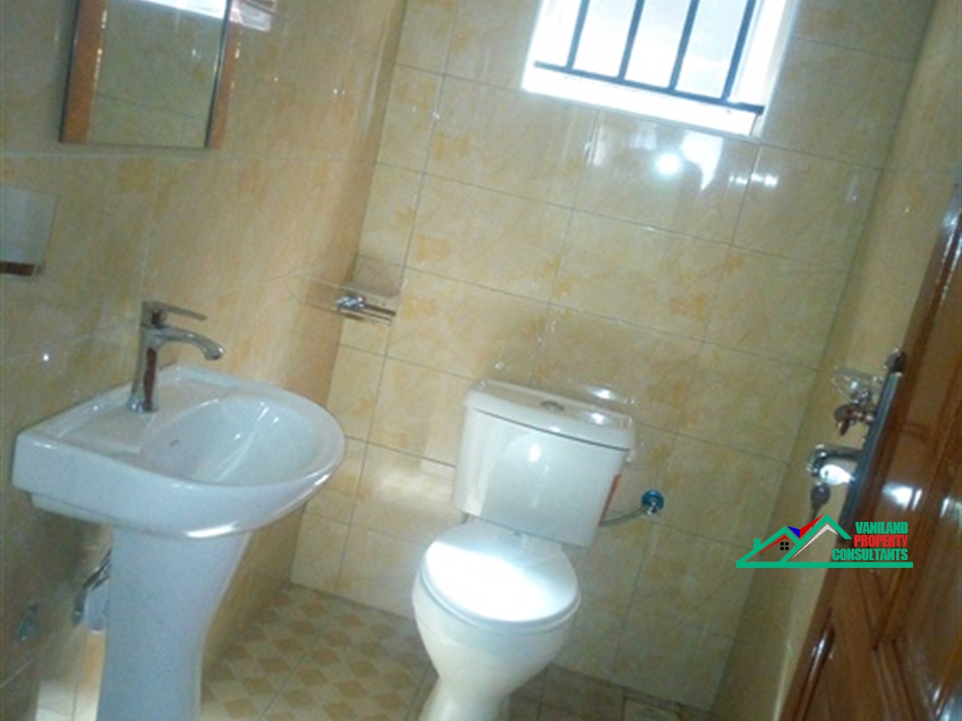 Semi Detached for rent in Kisaasi Kampala