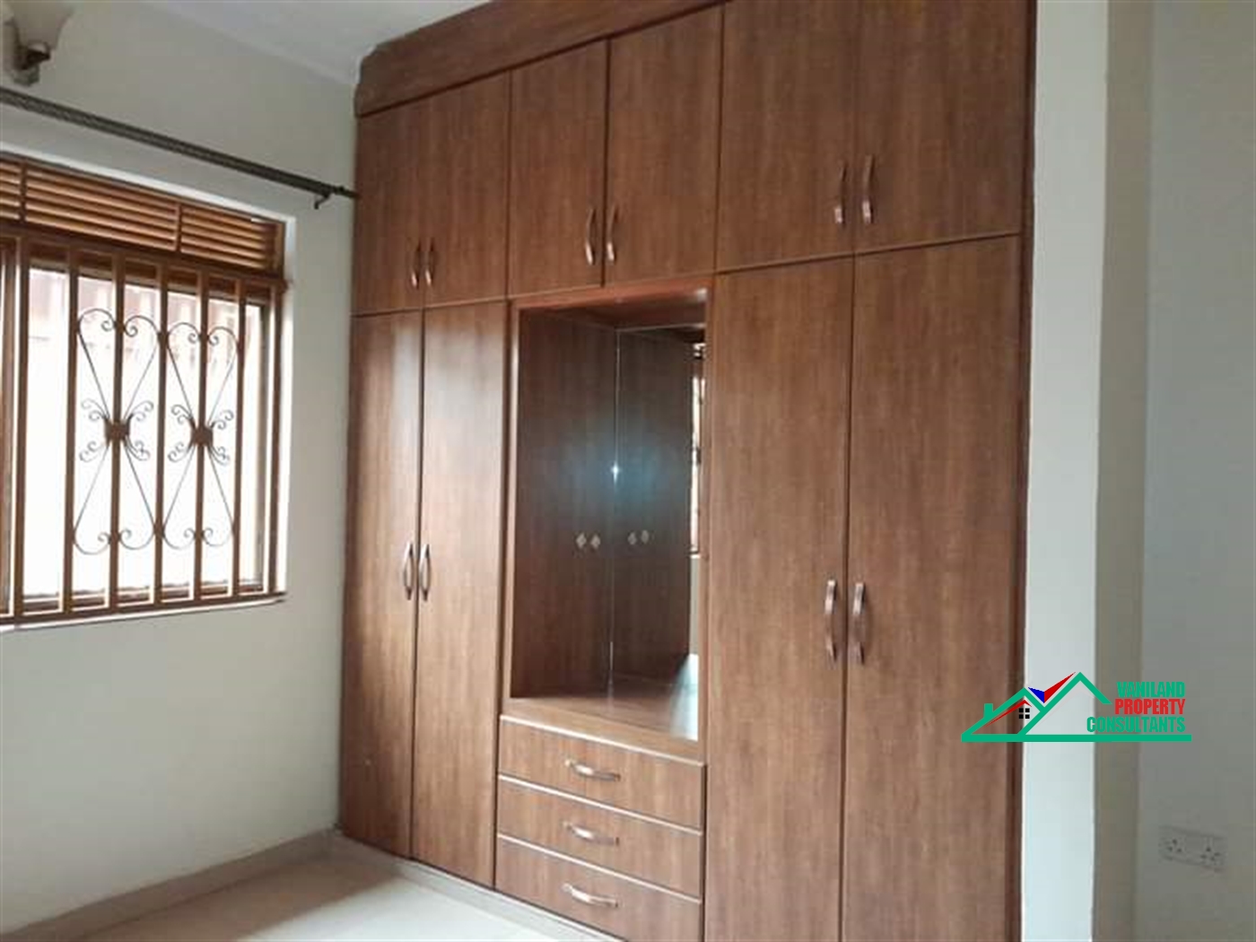 Semi Detached for rent in Kira Wakiso