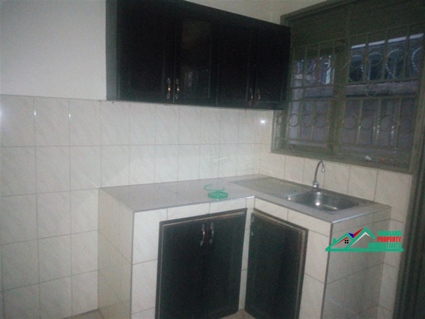 Semi Detached for rent in Bweyogerere Wakiso