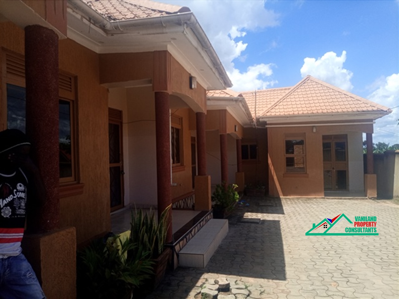 Semi Detached for rent in Kisaasi Kampala