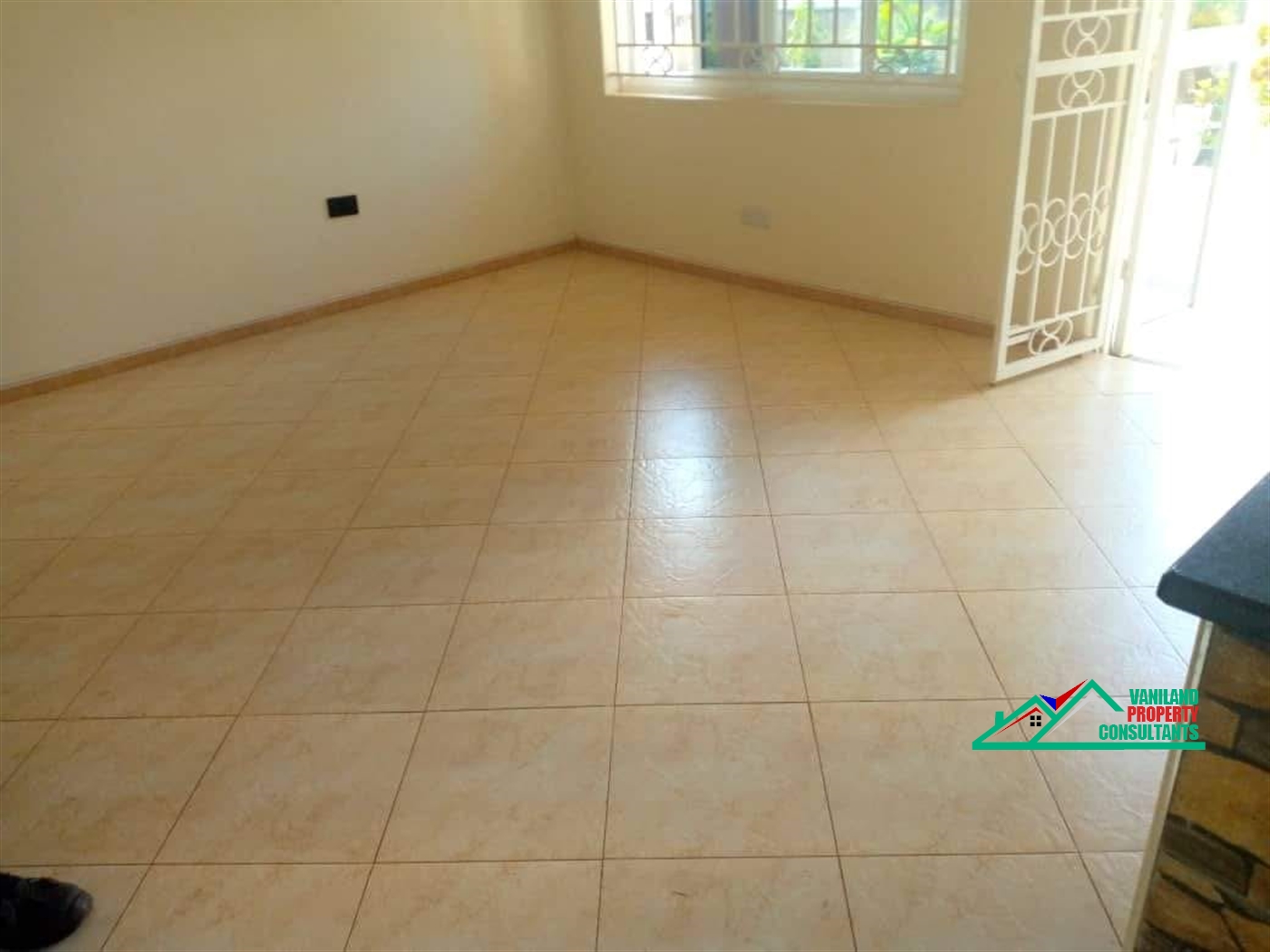 Semi Detached for rent in Bweyogerere Wakiso