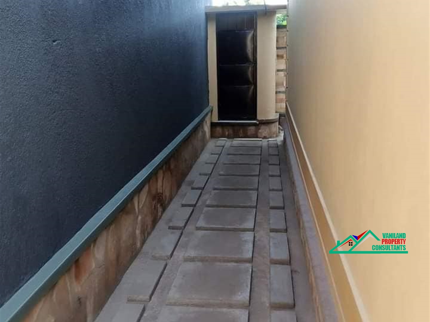 Semi Detached for rent in Bweyogerere Wakiso