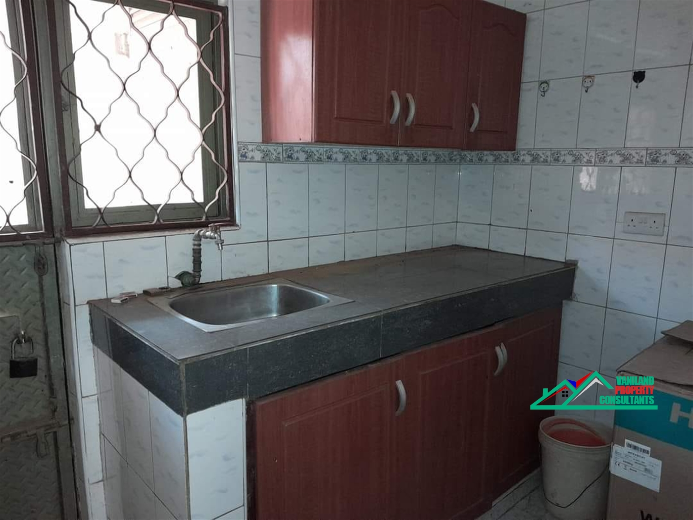 Semi Detached for rent in Bweyogerere Wakiso