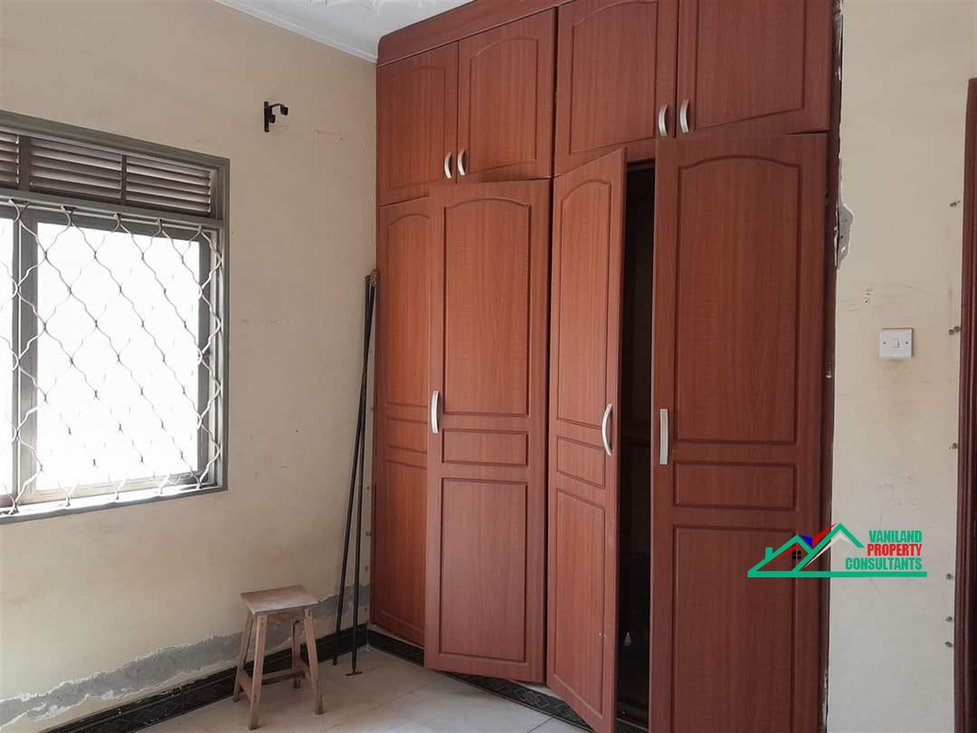 Semi Detached for rent in Bweyogerere Wakiso