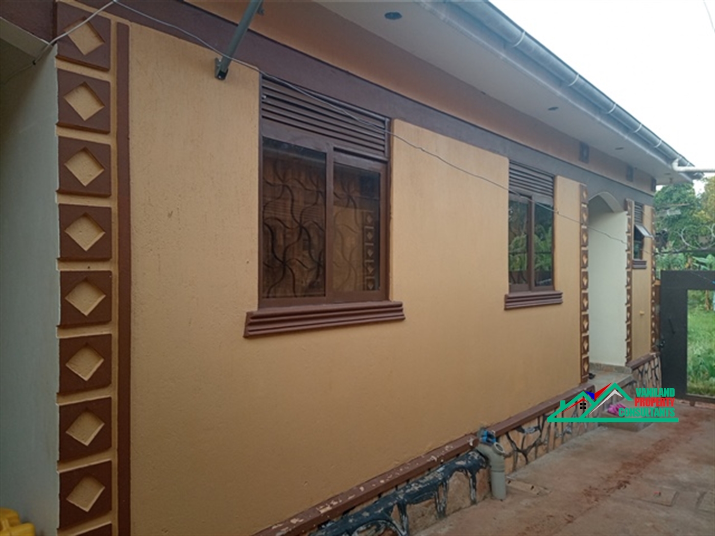 Semi Detached for rent in Bweyogerere Wakiso