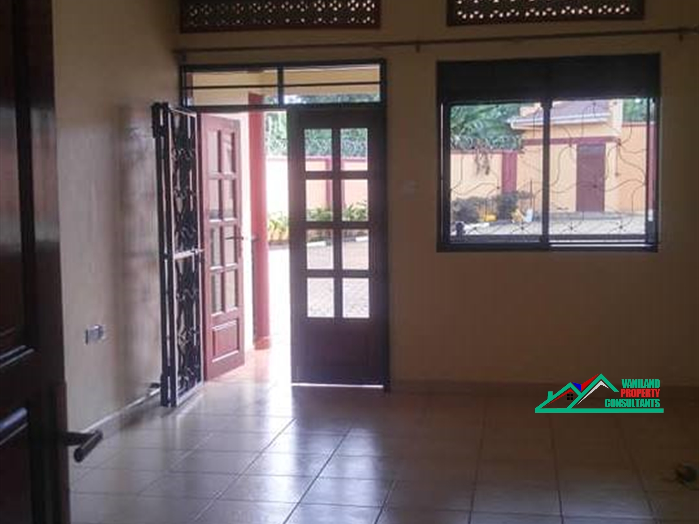 Semi Detached for rent in Bweyogerere Wakiso