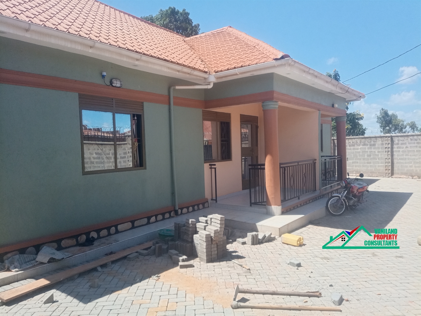 Semi Detached for rent in Kulambilo Kampala