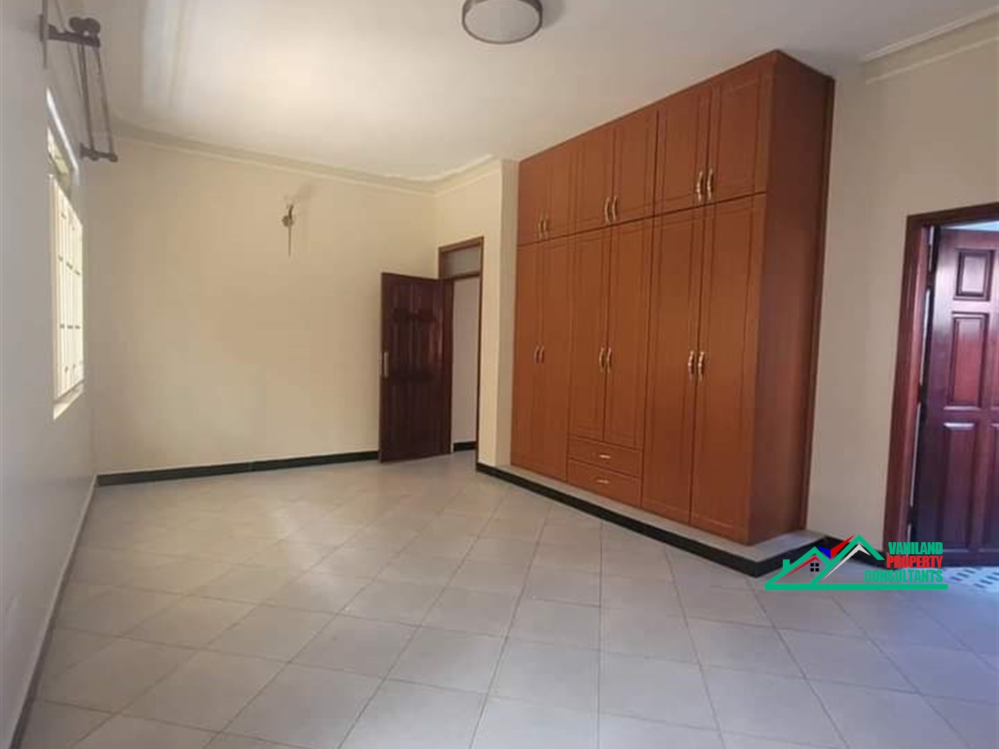 Semi Detached for rent in Kisaasi Kampala