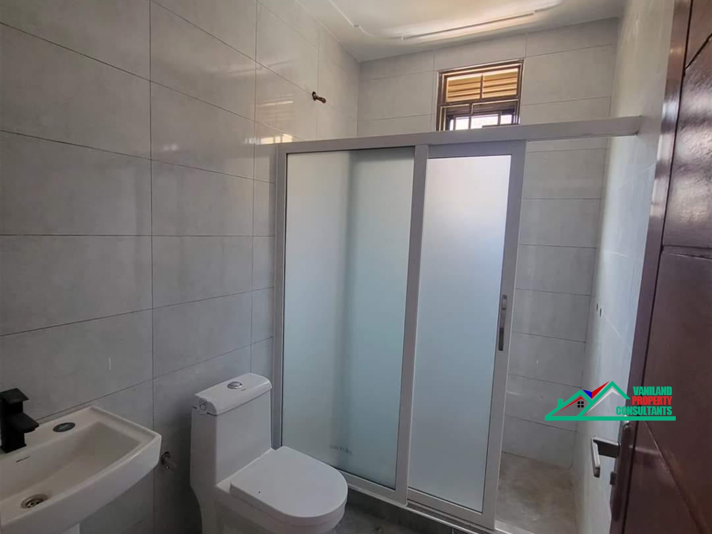 Apartment for rent in Kisaasi Kampala