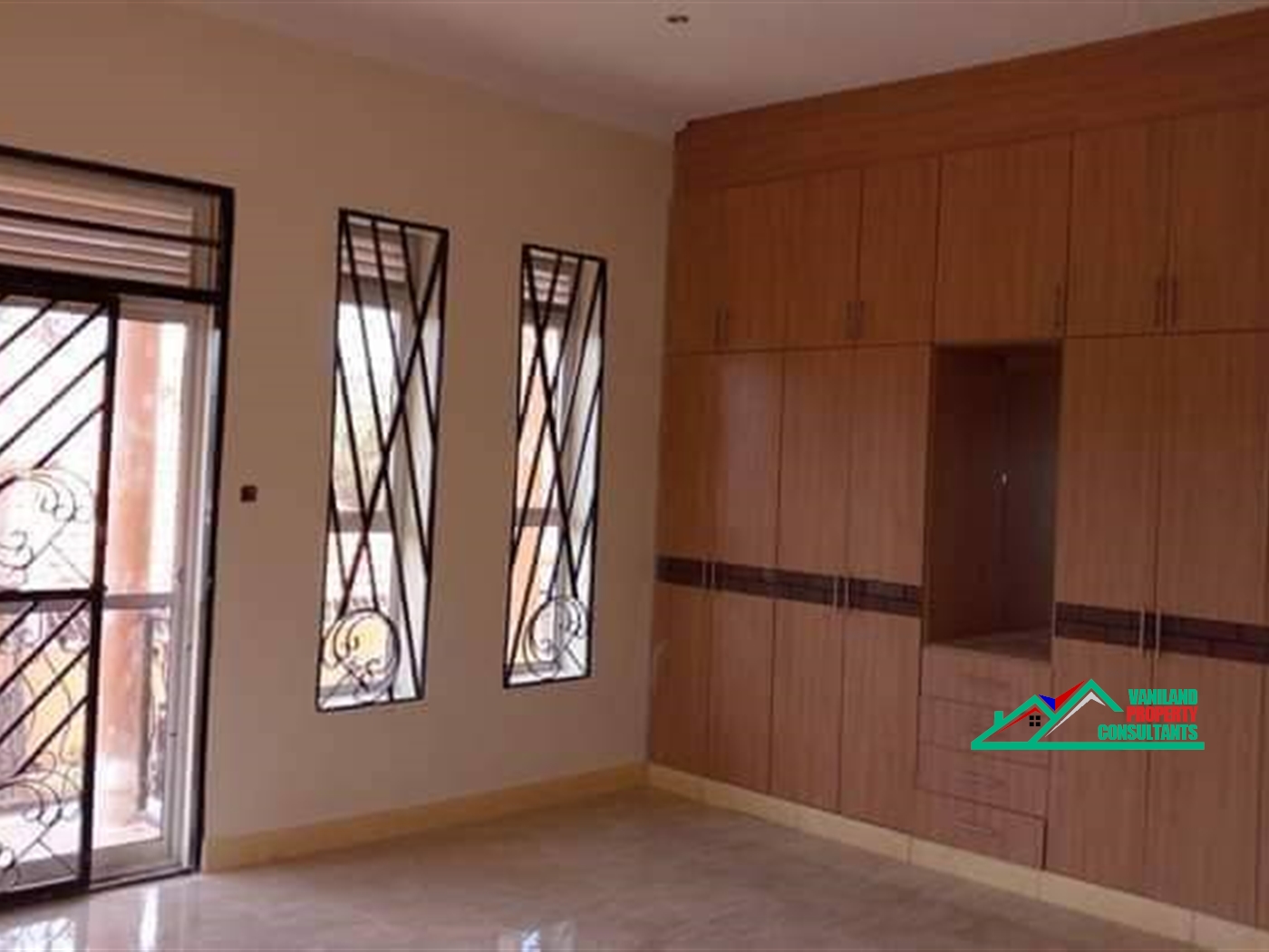 Storeyed house for rent in Kira Wakiso