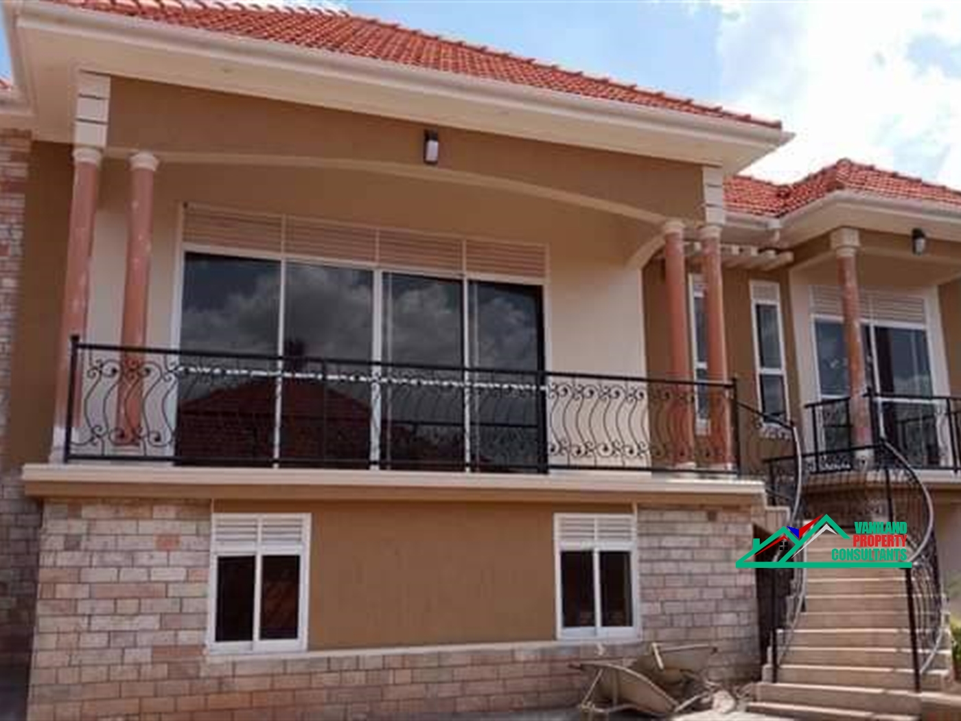 Storeyed house for rent in Kira Wakiso