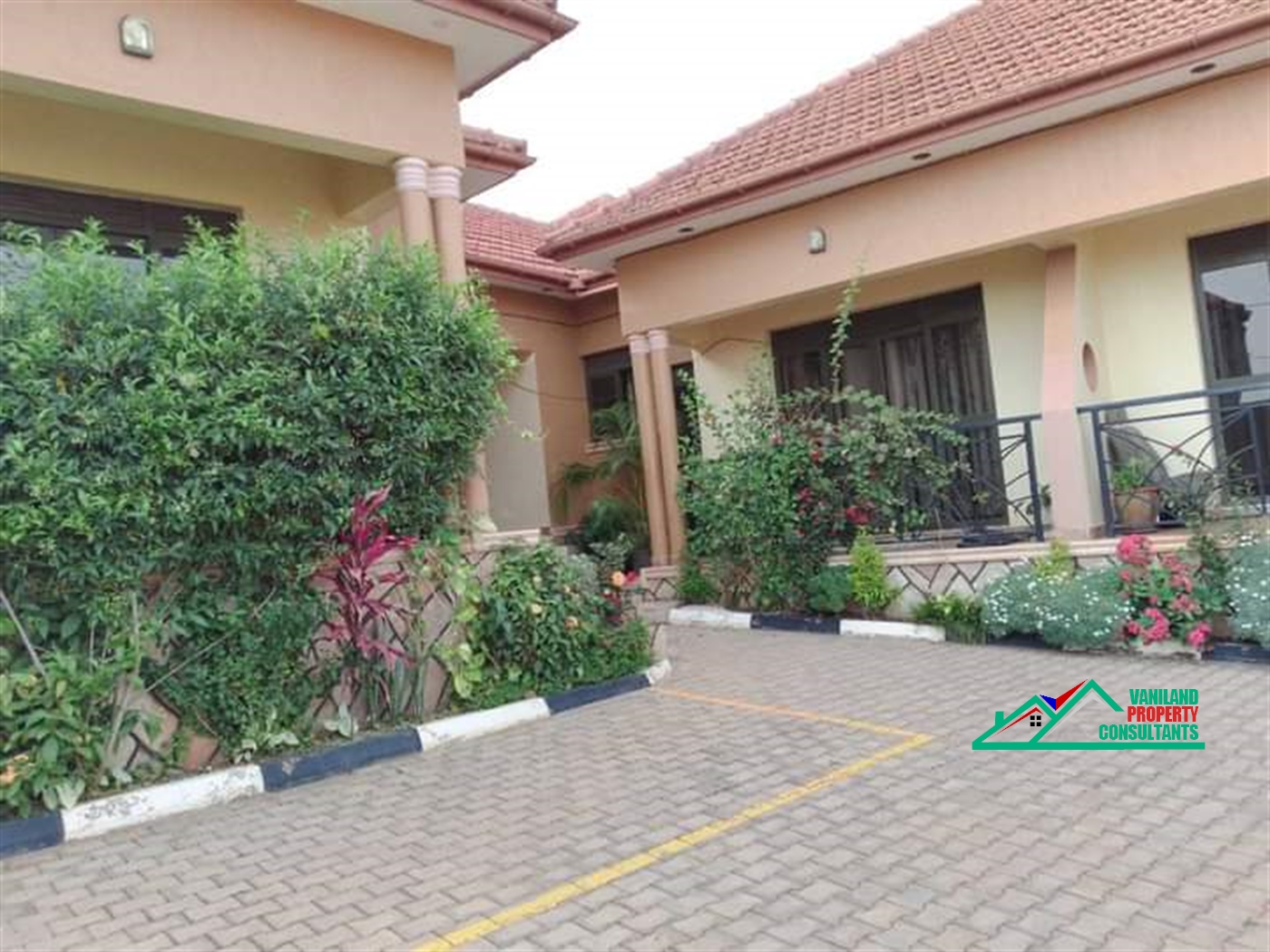 Semi Detached for rent in Kyanja Kampala