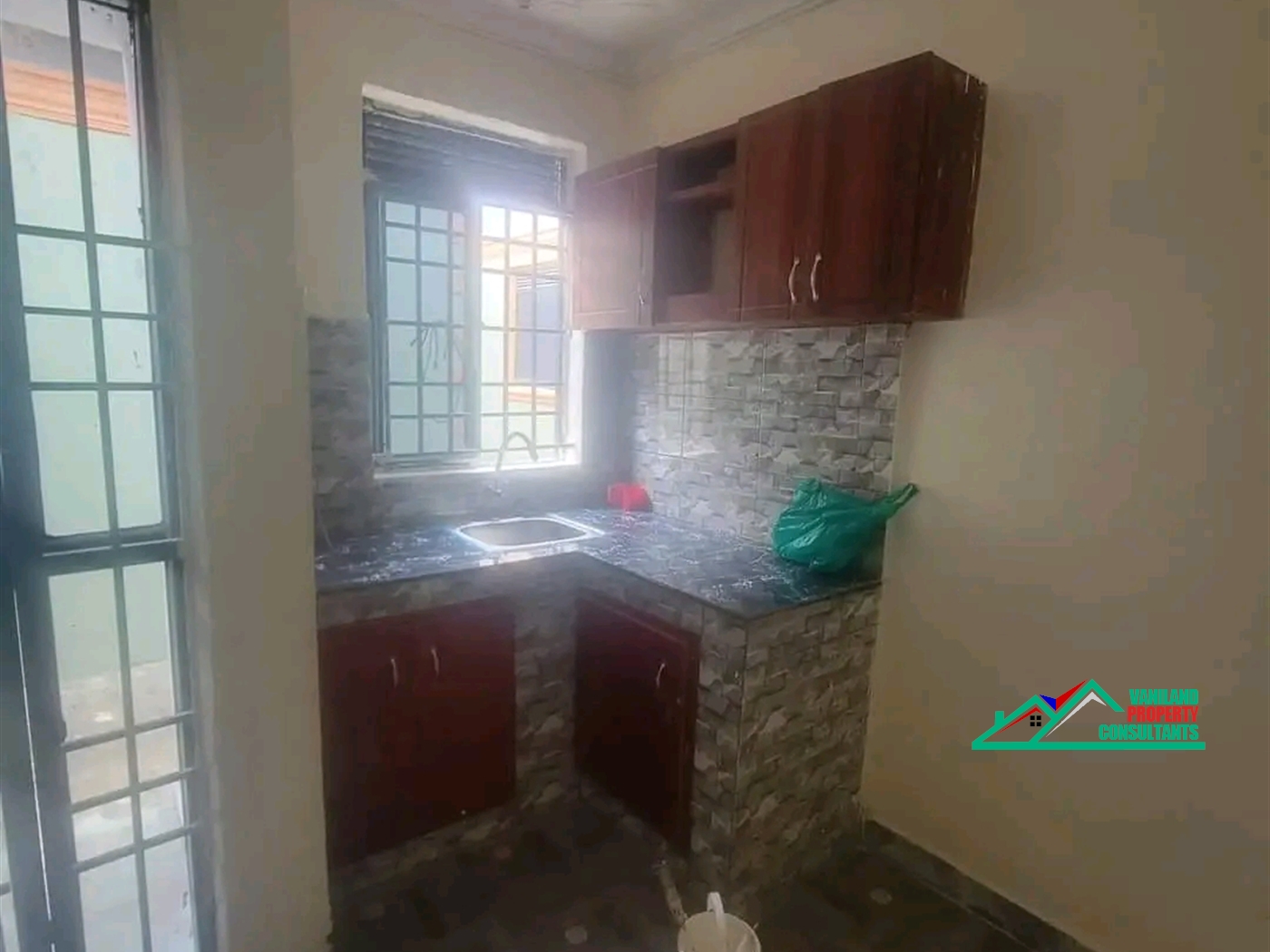 Semi Detached for rent in Kulambilo Kampala