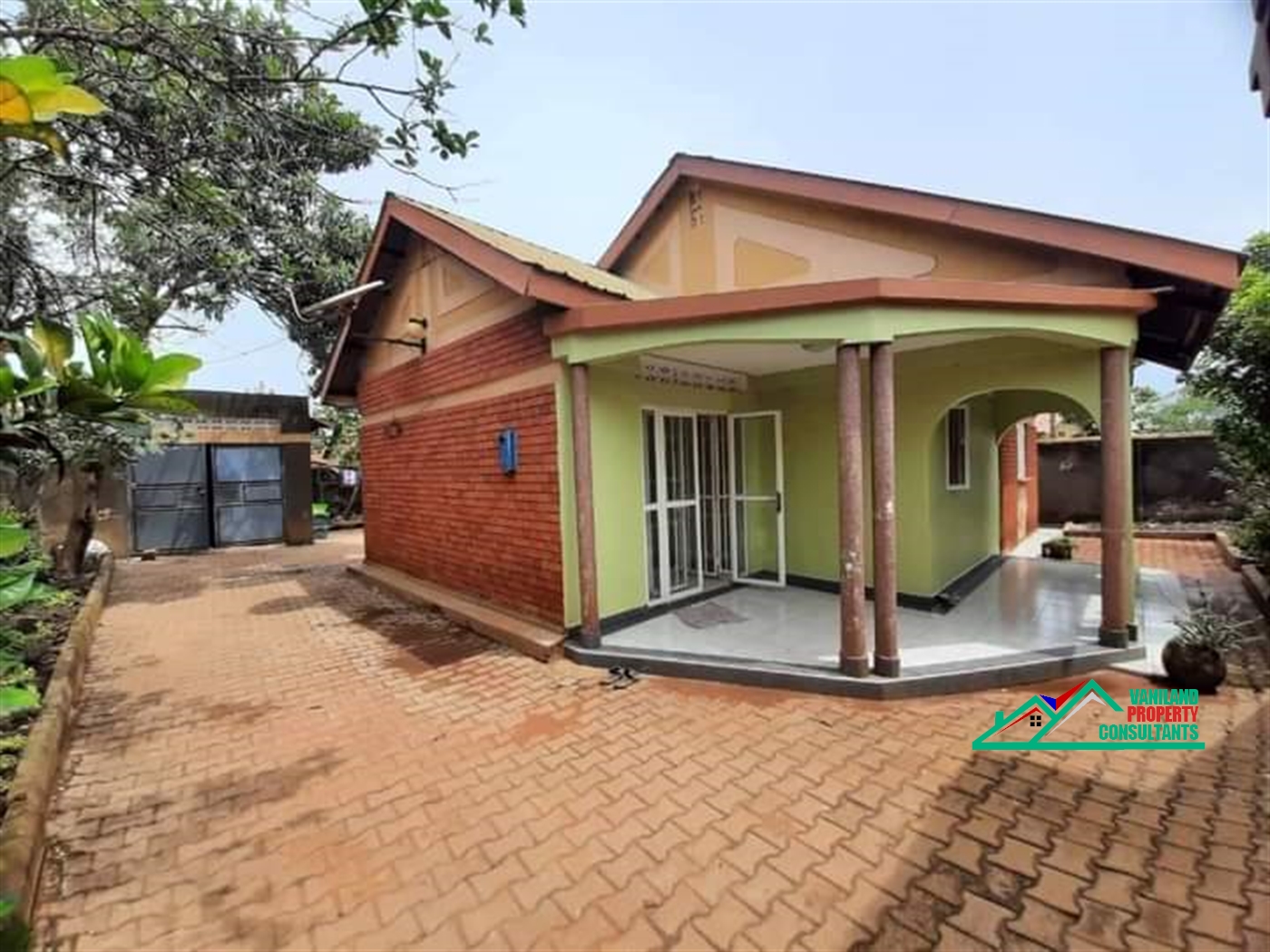 Bungalow for rent in Kiwaatule Wakiso