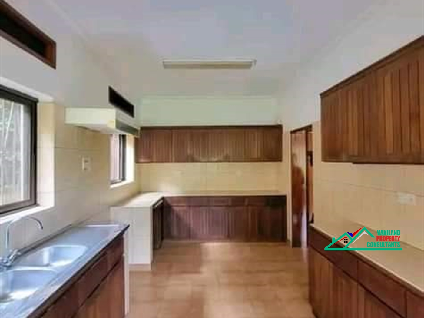 Storeyed house for rent in Naguru Kampala