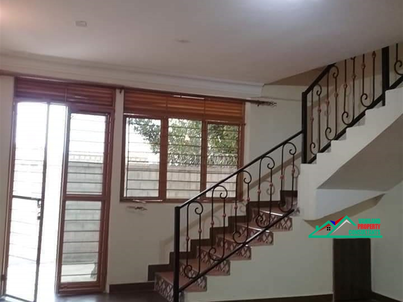 Town House for rent in Kyanja Kampala