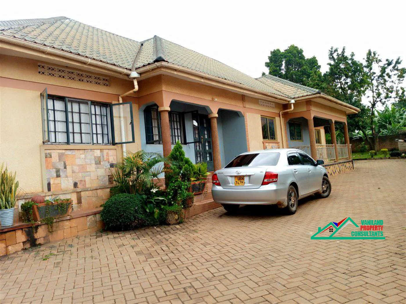 Semi Detached for rent in Kisaasi Kampala