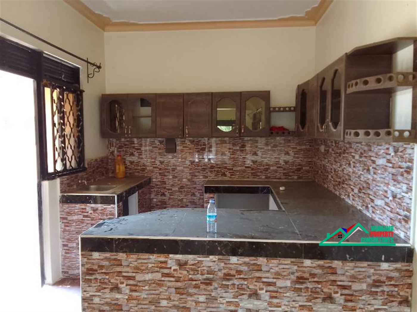 Bungalow for rent in Kira Wakiso