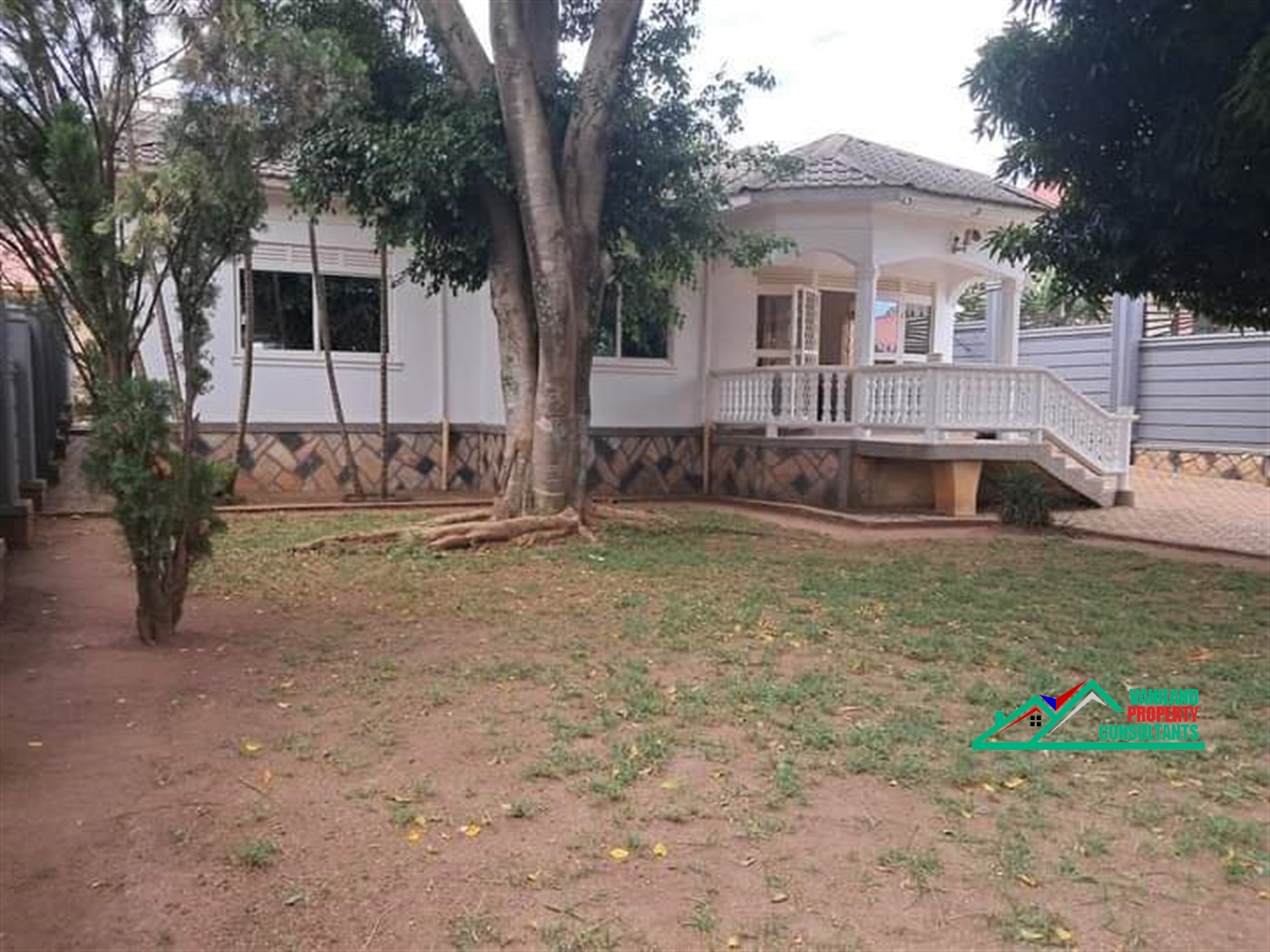 Bungalow for rent in Kyaliwajjala Wakiso