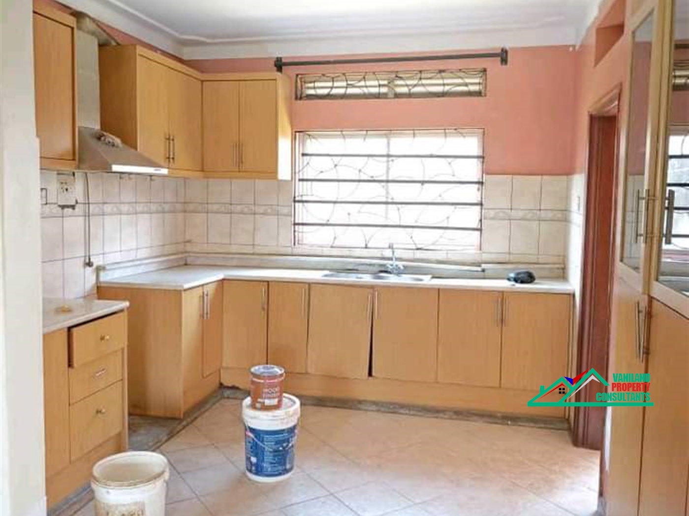 Apartment for rent in Naalya Wakiso