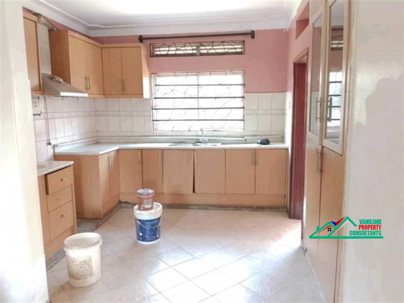 Apartment for rent in Naalya Wakiso