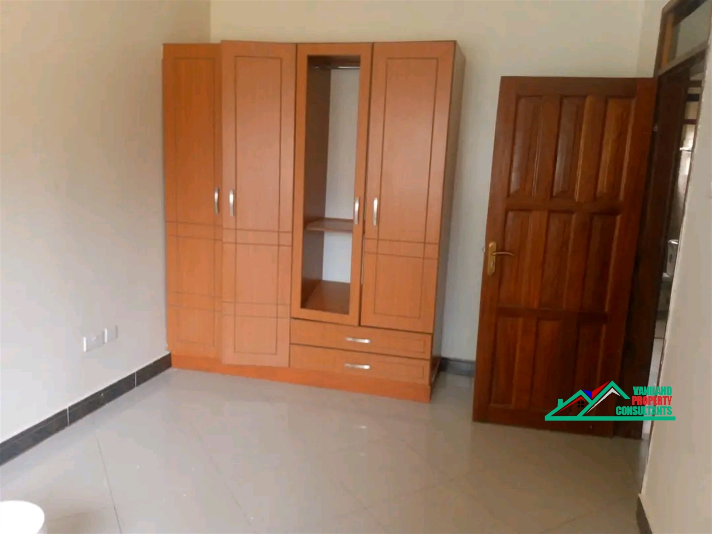 Semi Detached for rent in Kisaasi Kampala