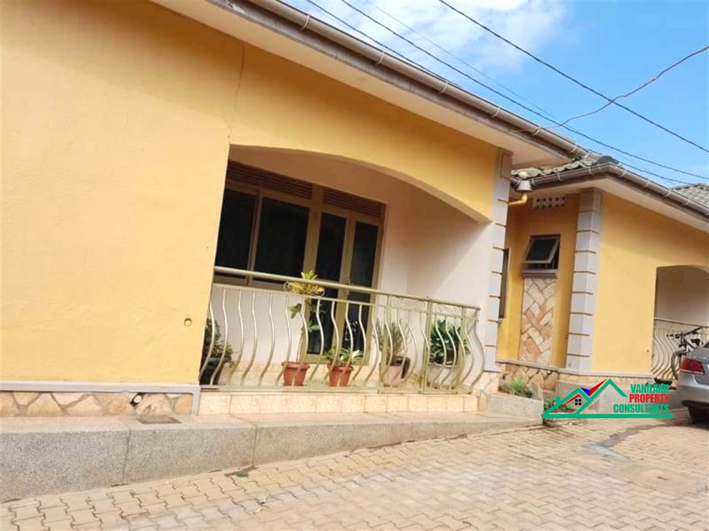 Semi Detached for rent in Kulambilo Wakiso