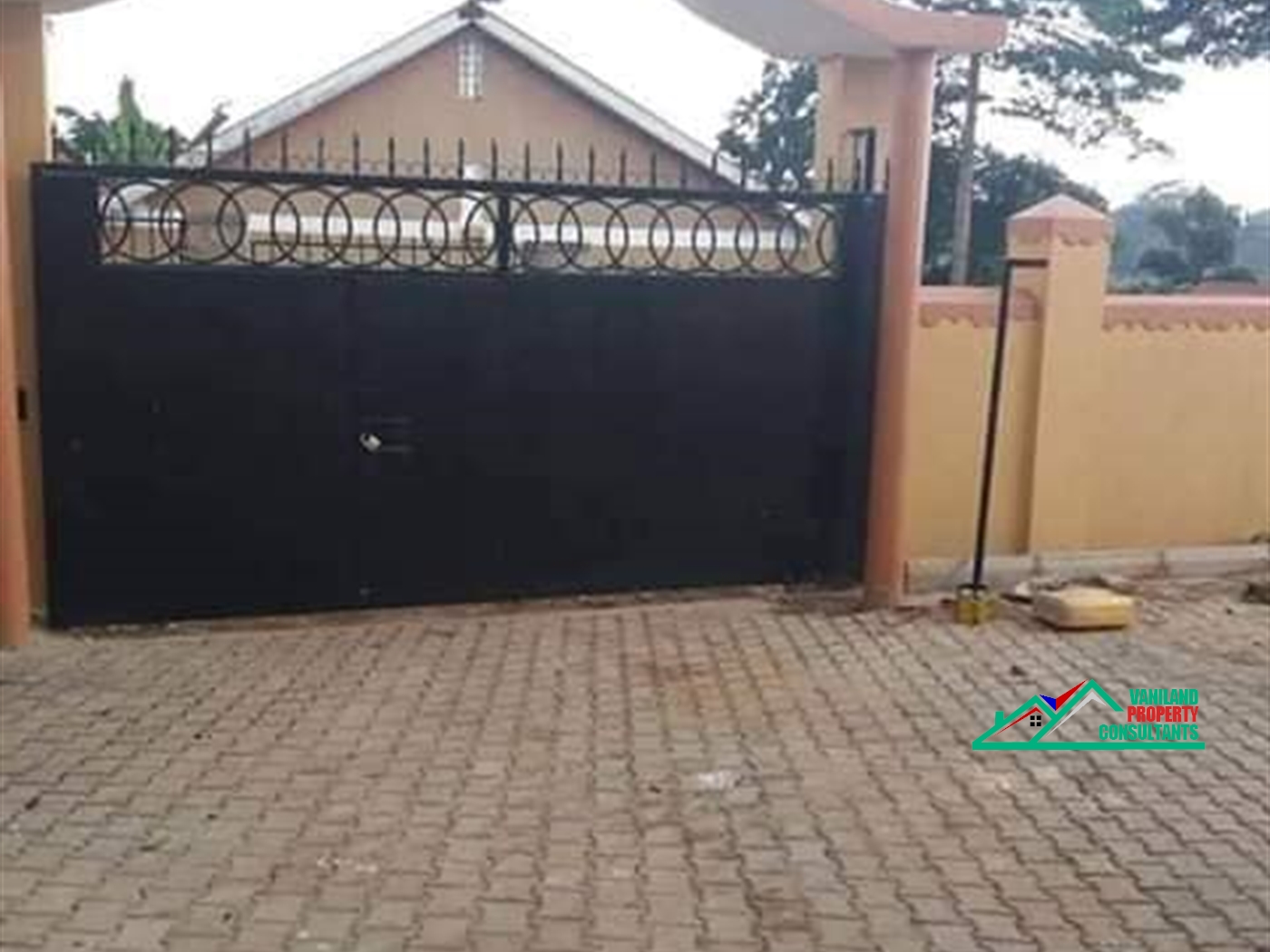 Semi Detached for rent in Bweyogerere Wakiso