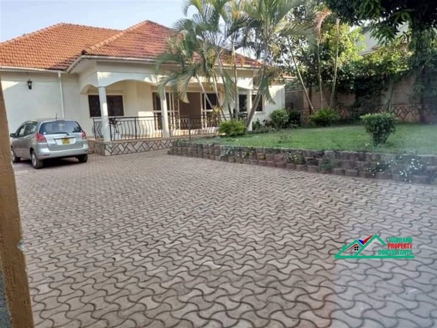 Bungalow for rent in Kira Wakiso