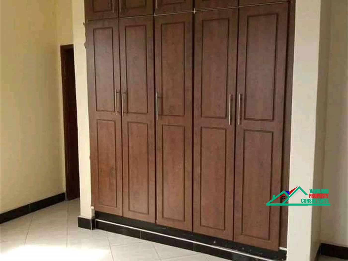 Apartment for rent in Kirinya Wakiso