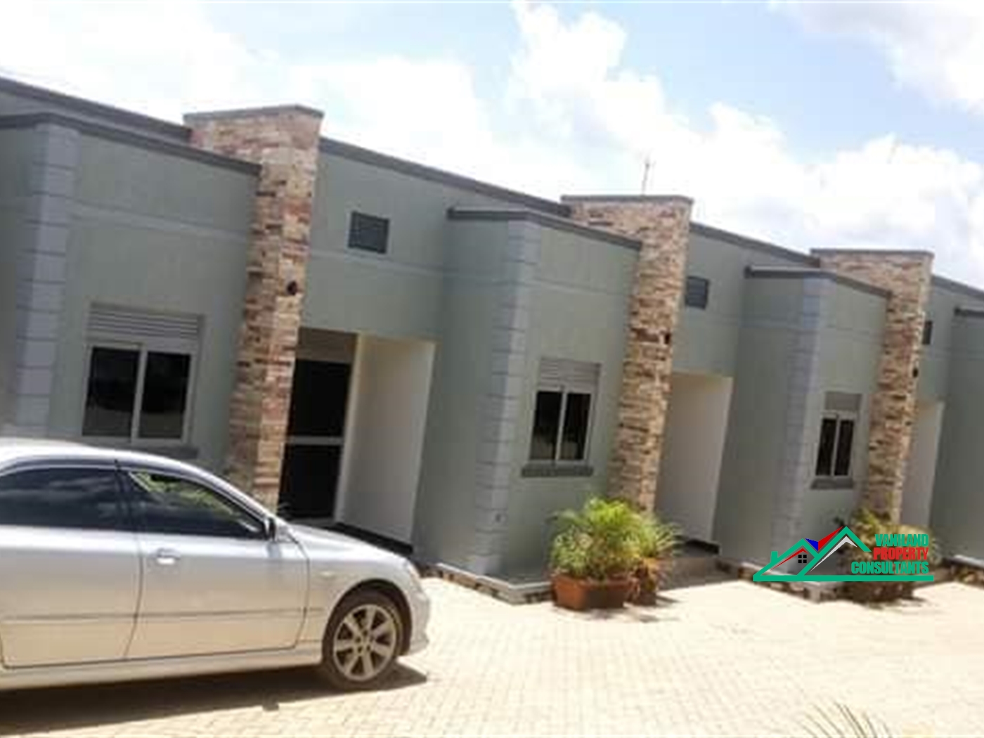 Semi Detached for rent in Bweyogerere Wakiso