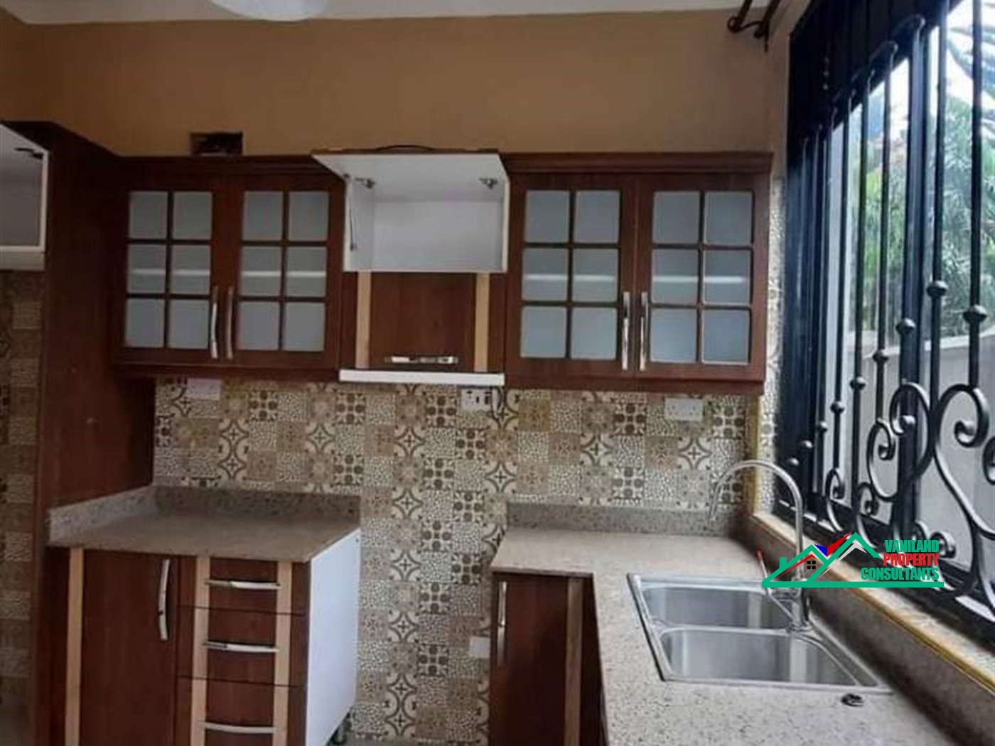 Apartment for rent in Kisaasi Kampala