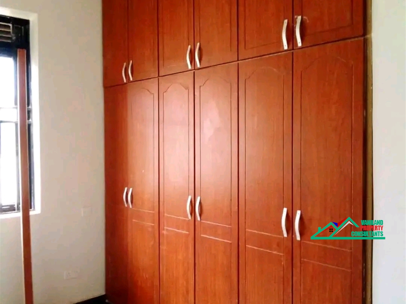 Apartment for rent in Kigo Wakiso