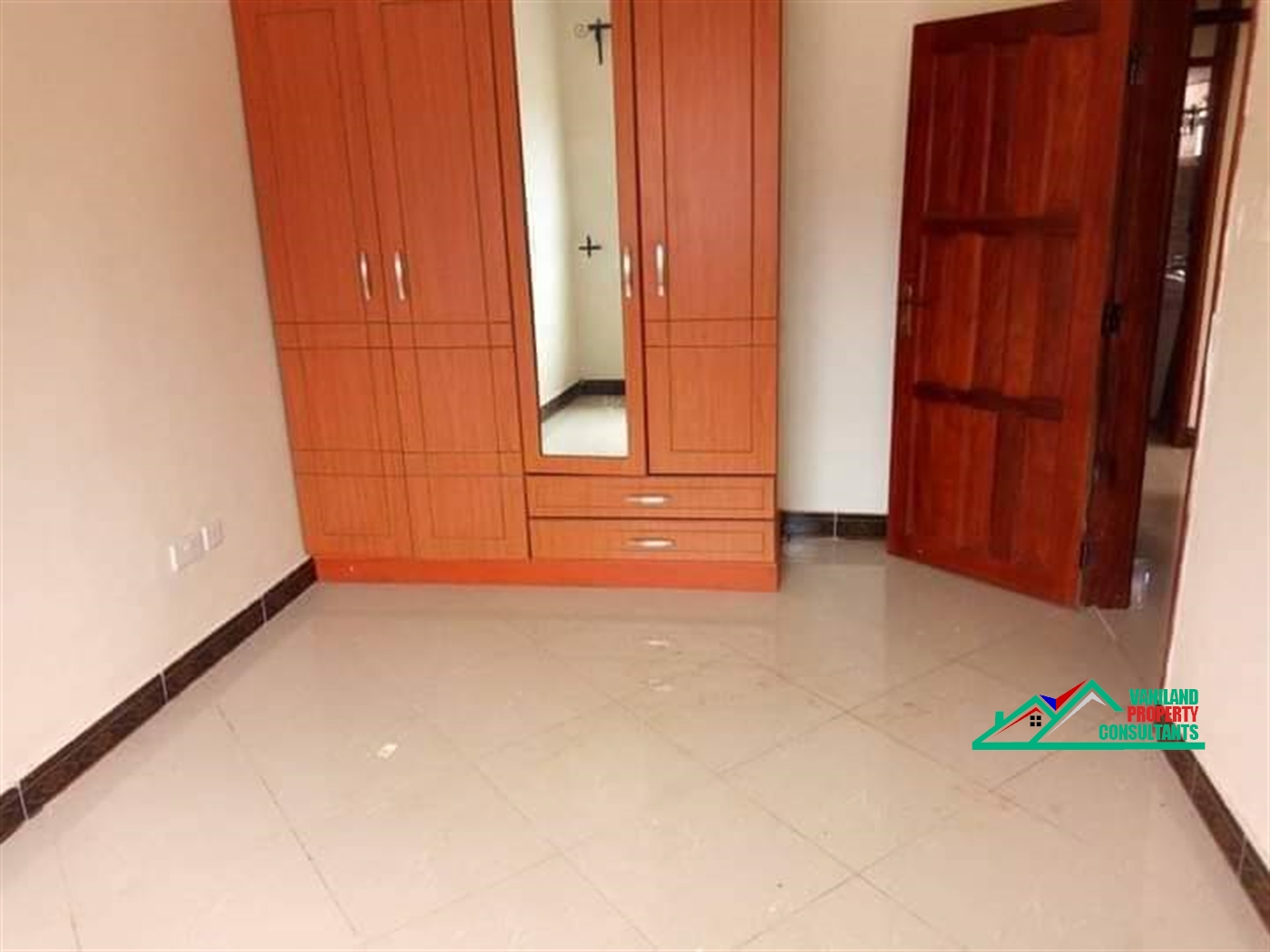 Semi Detached for rent in Bweyogerere Wakiso